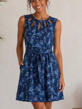Forever 21 Muted Blue Print Fit & Flare Belt Dress Sz L Feminine Coquette Party